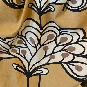 2 Decretive Curtain Panel